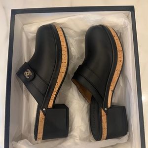 Chanel shoes size 38